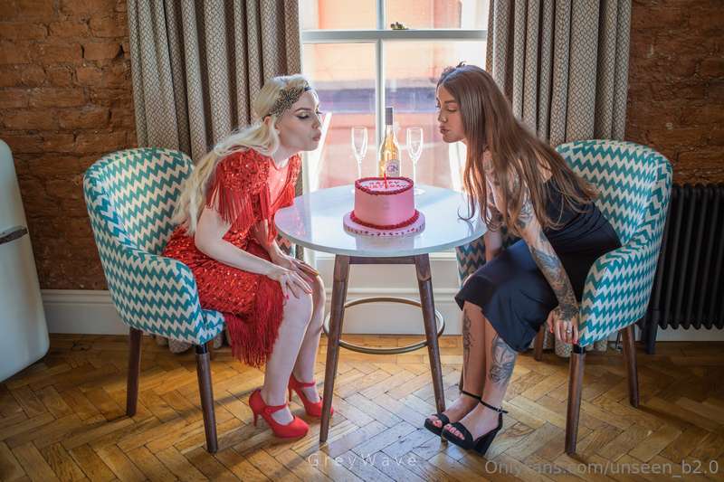 Aren't we so cute blowing out our candle together 💖 she made..