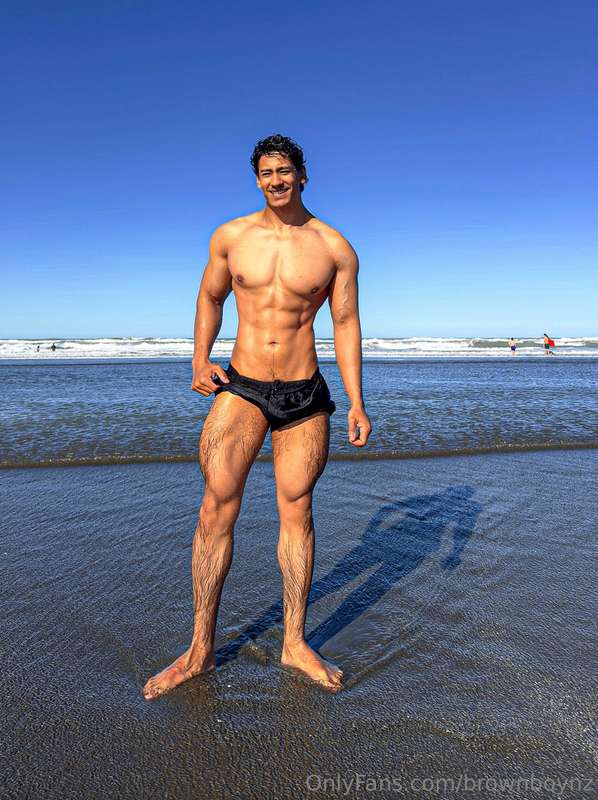 Day at the beach ,took some content who wants to see a video..