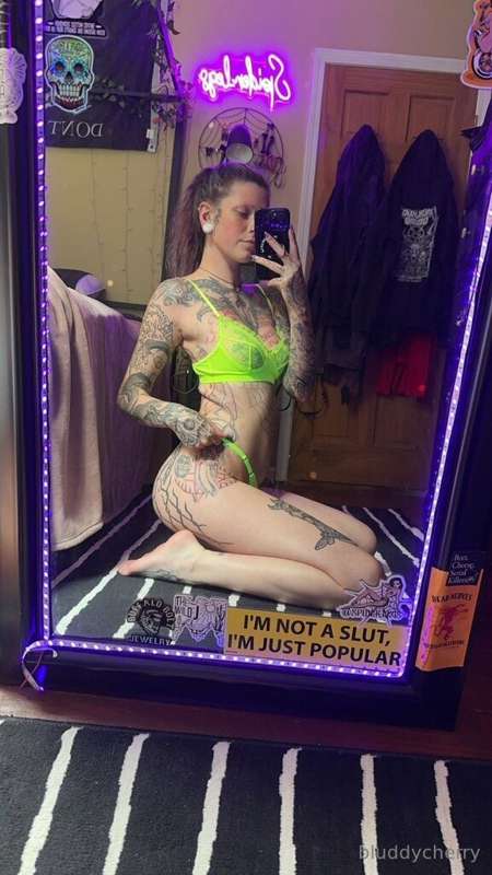 🖤🕷️🕸️My gorgeous 6 foot, tattood, blue collar, Yallternative.. 1