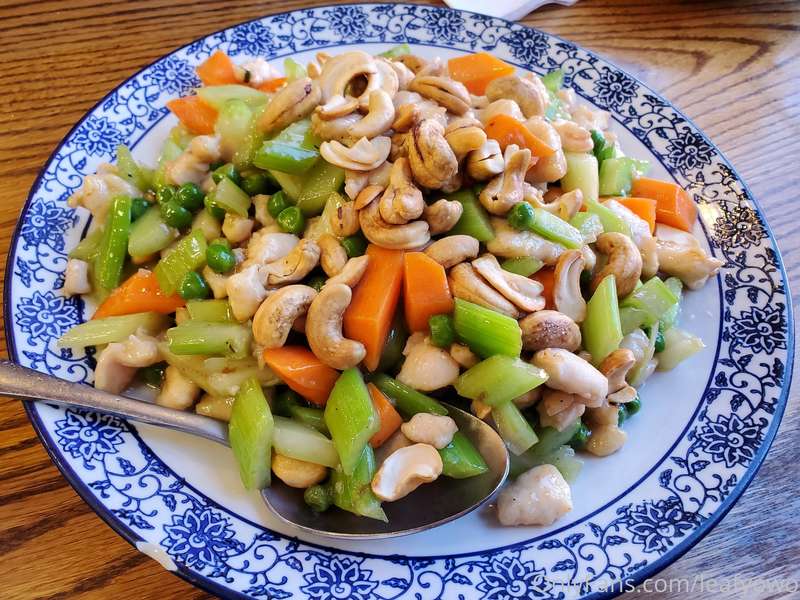 Cashew Chicken
Eggplant & Fish
String Beans & Beef
Chicken C..
