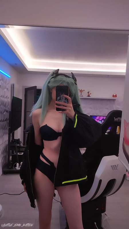 Rebecca cosplay work in progress 😊 7