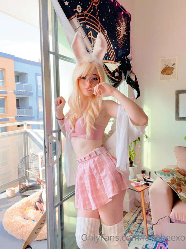 Springtime bimbo bunny 💕 10