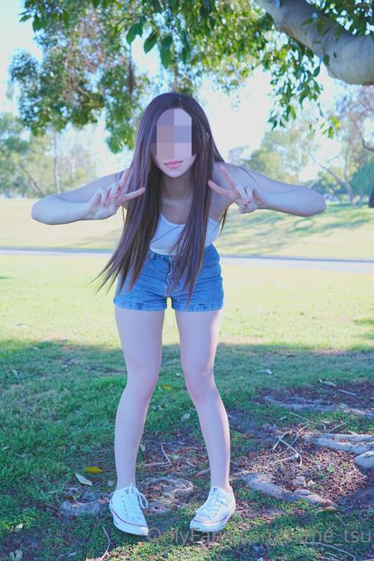 being outdoors is what I do best 💚🍌

tags: lewd, wedgie shor.. 18