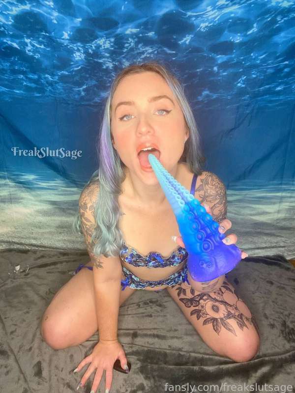 Freakslutsage - Fansly - 11 Jan, 2022