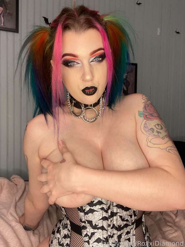 Roxxidiamond - Fansly - 21 Jun, 2024 47