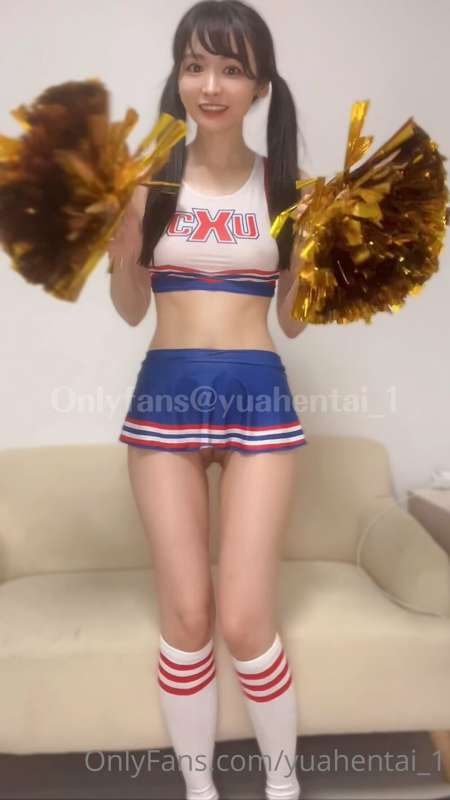 no-pants cheerleader🥰❤️
Look a lot🙈❤️❤️ 5