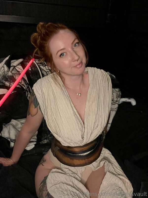 Do you like role playing? Rey fucks her tight pussy with a b..