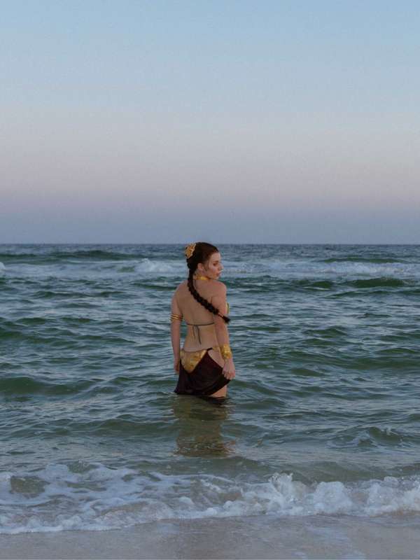 HAPPY MAY THE 4TH EVERYBODYYYYY! Please enjoy the Beach Biki.. 4