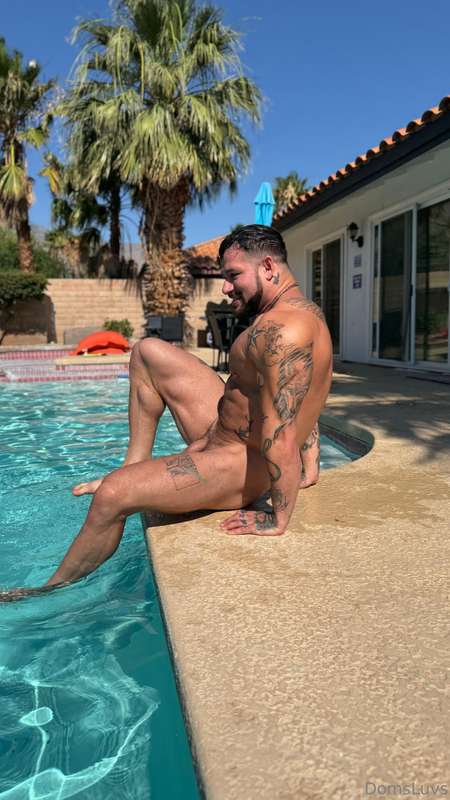 Me at the pool being a fool 😂 33