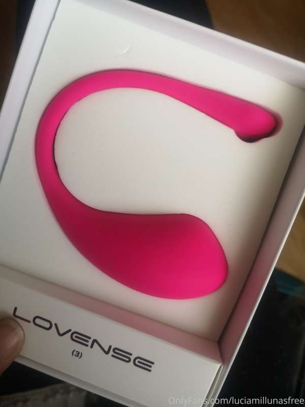 New Toy 😈🔥 @luciamillunas