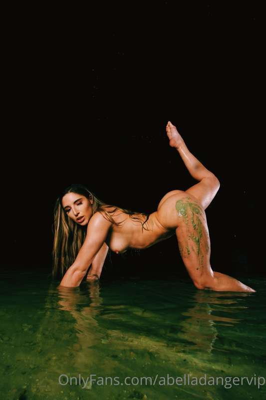 wanna see how flexible I am? 😈