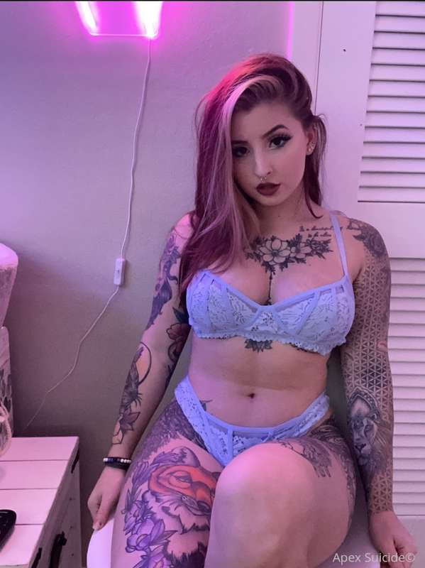 Part 1 of this set ❤️❤️❤️ Happy Friday babes 22