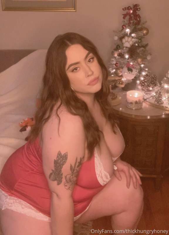 *stocking stuffer* 

I’ve been such a good piggy this year…I.. 1