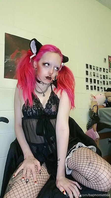fund me for a maid dress to wear on here <3