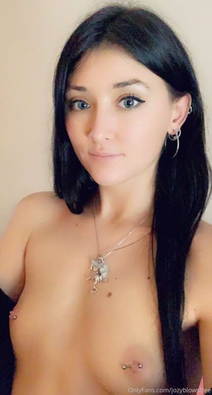 I post all day everyday on my main acc, thousands of pics an.. 1