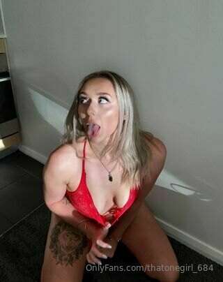 OMG my bestie @brittney_saigexx needs your attention and coc..