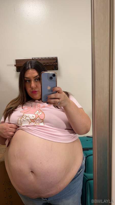 Look at how my huge full belly just bulges and hangs so far .. 2