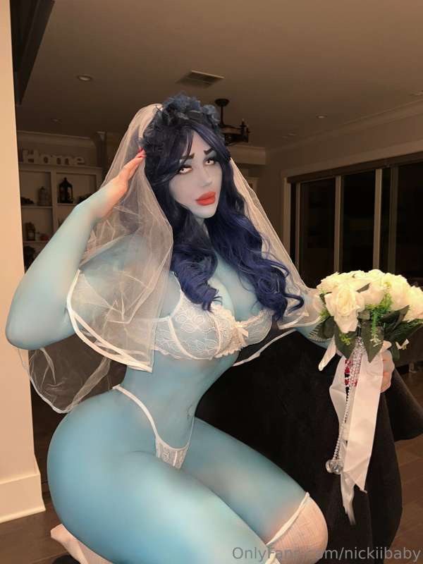 What was your fav Halloween look of mines? 👀 