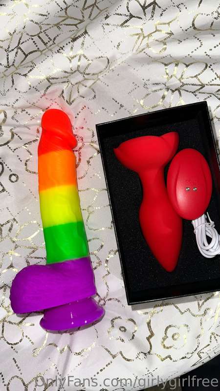 🔓 to watch me use these toys 💦🌈❤️‍🔥