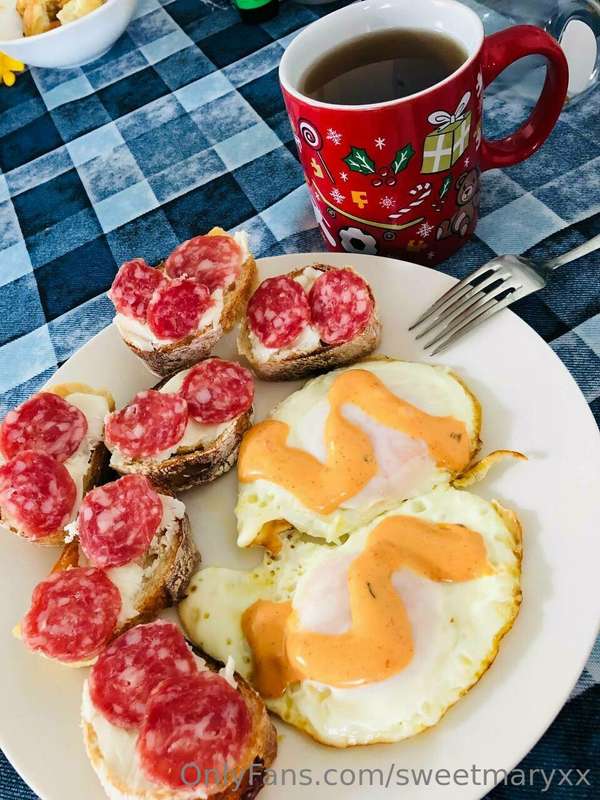 good morning starts with good breakfast😏