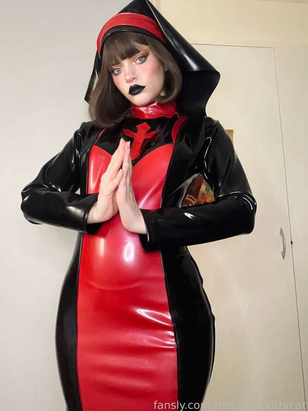 Thecutestkittycat - Fansly - 01 Nov, 2022 15