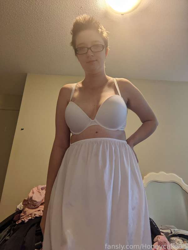 Honeycake93 - Fansly - 31 Aug, 2022 17