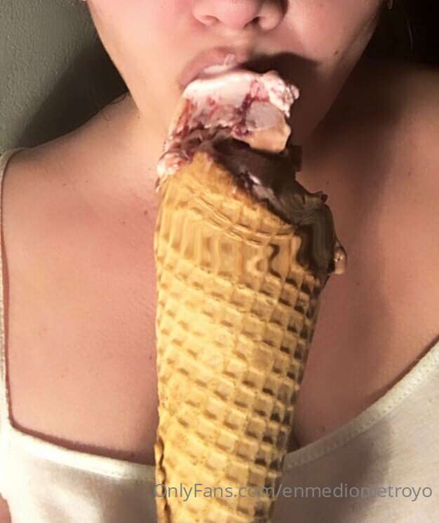 Reginafalange - Onlyfans - 04 Jan, 2022