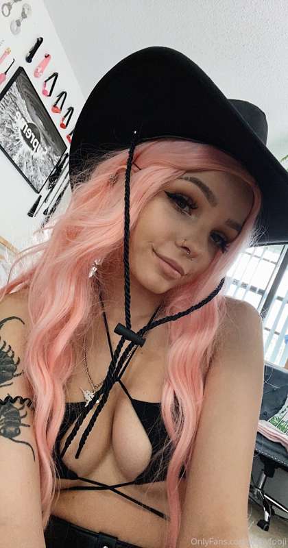 Cowgirl pt. 3 plus some extras 🖤 1