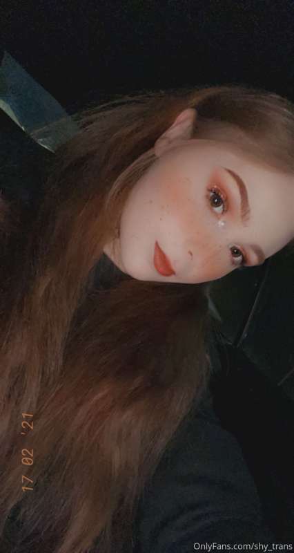 My make up yesterday was 🥵 hot 3
