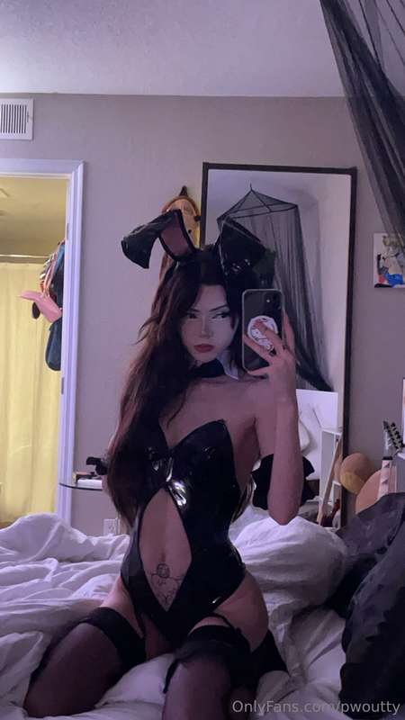 ive been a naughty bunny... gonna punish me? 😈
