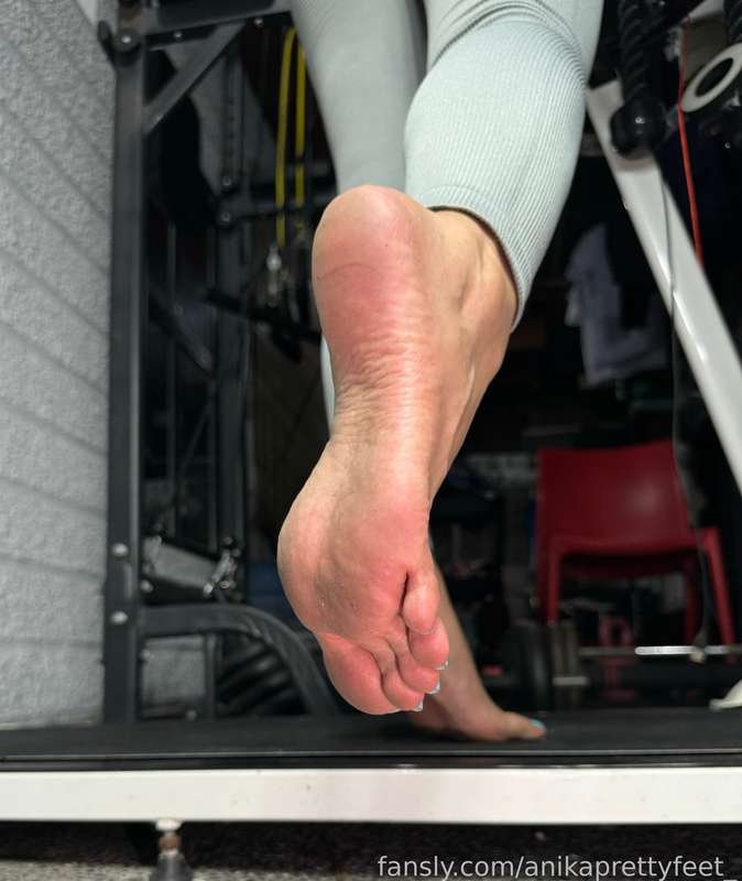 Anikaprettyfeet_ - Fansly - 12 Jul, 2025 24