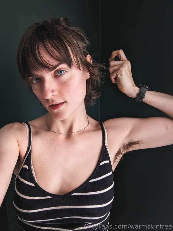 do ya dig chicks with strong arms? 💪