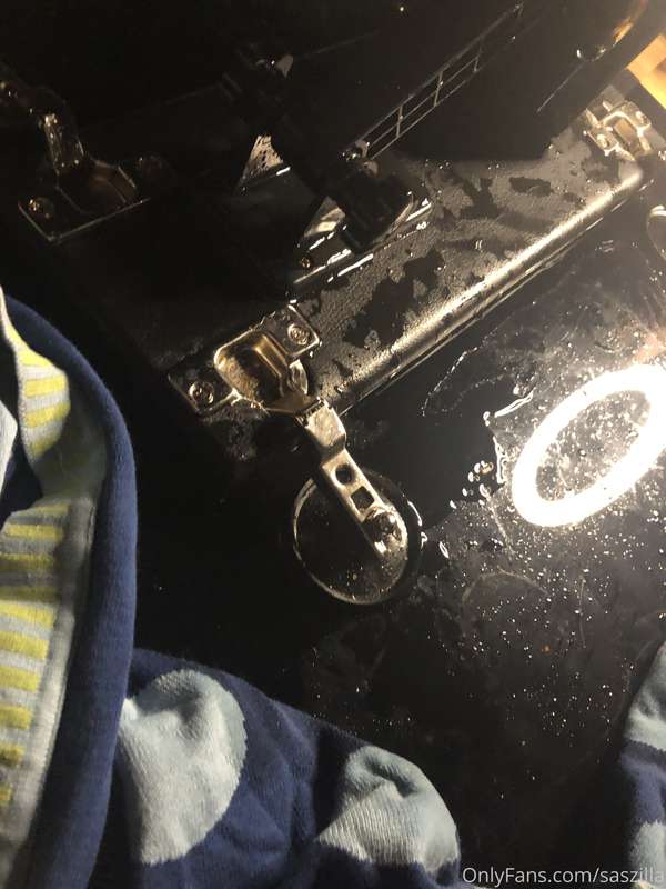 Making mess in less than a minute 😅😅 Tip for more Clip on Dm 2