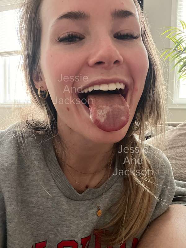 Messy hair, no makeup, pajamas still on…. Cum in my mouth 😜💦.. 2