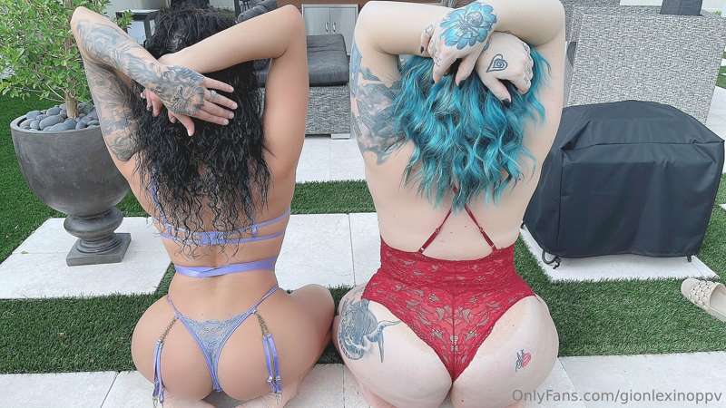 More 🍑's! @misslavey666 @gionlexi 2