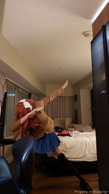 Ahaha~
It's just me. Don't worry~!
I'd be happy to break you.. 3