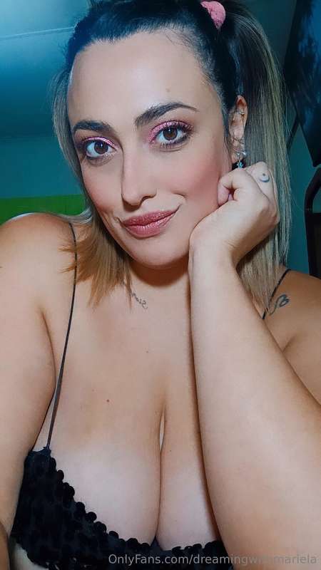 🚨😎 VIP CONTENT 😈😈  I know you love to play with my big 🍈🍈.. ..