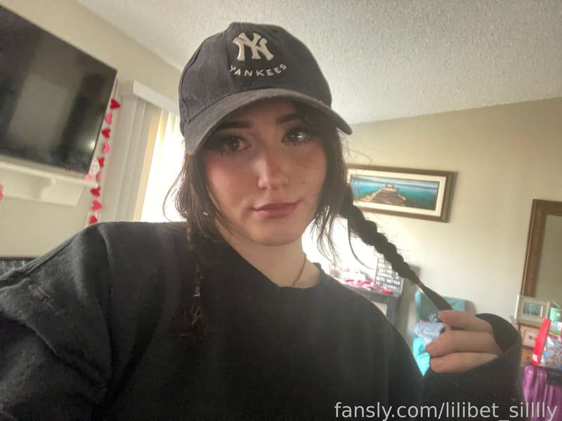Lilibet_Silllly - Fansly - 06 Mar, 2025