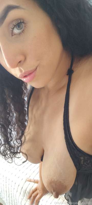 Desliza porque te observó papi 😏😏😏🥛 escríbeme al privado si ..