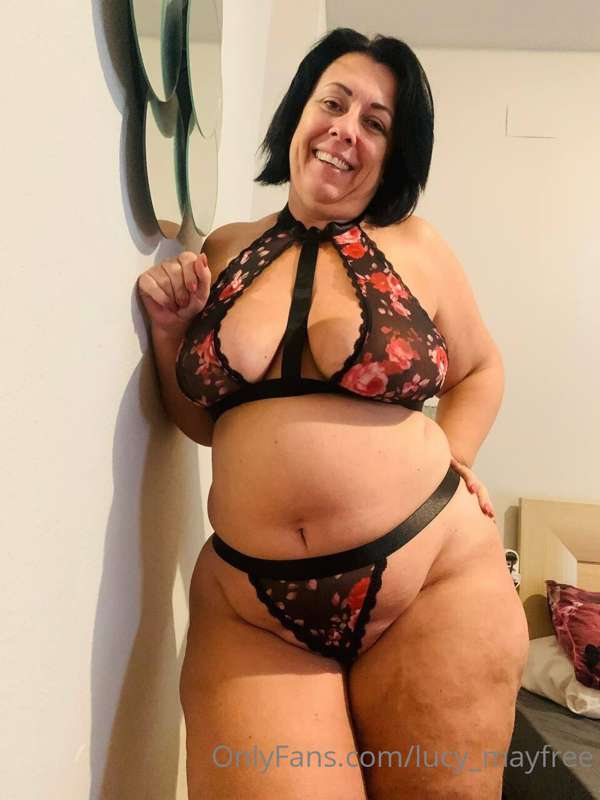 Happy Monday sexy 😍😍
