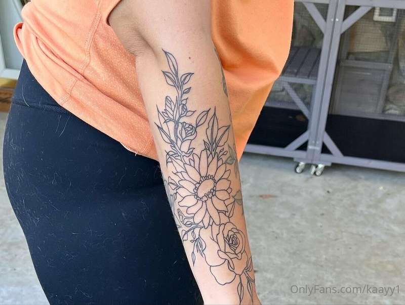 new addition! Can’t wait to get the color and shading :) 2