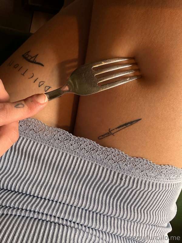 Vado bene come tuo pranzo domenicale? 🙊