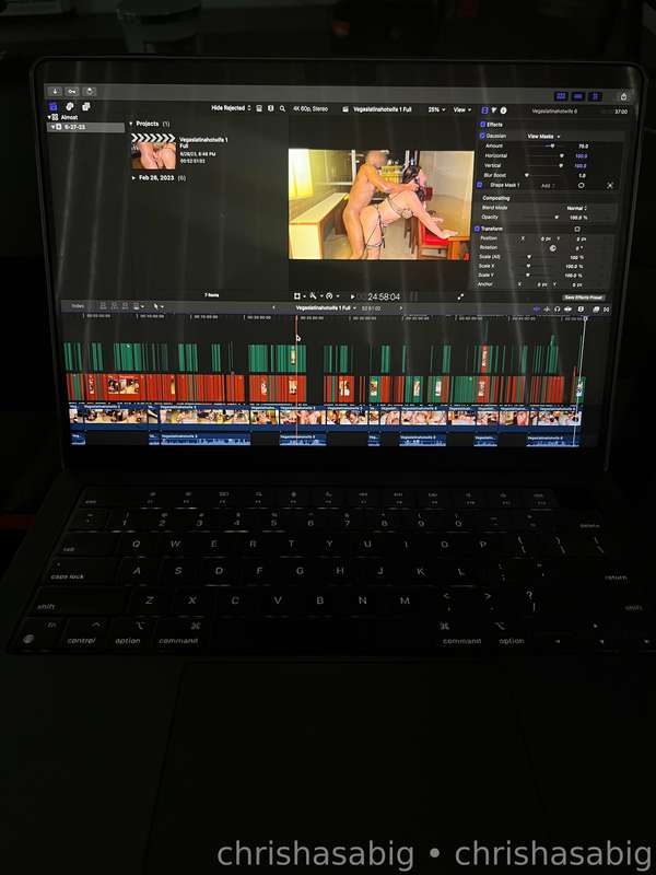 I hope you pervs don’t think the content creators you follow..
