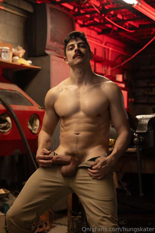 This stud of a man, @kylekrieger and I have an incredibly ho..