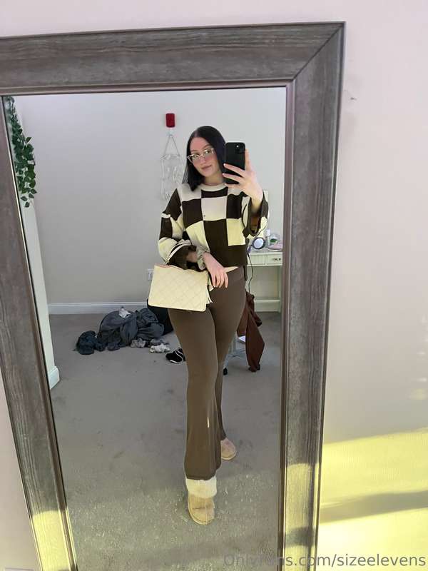 I have a new love for sweaters🥰🥰 14
