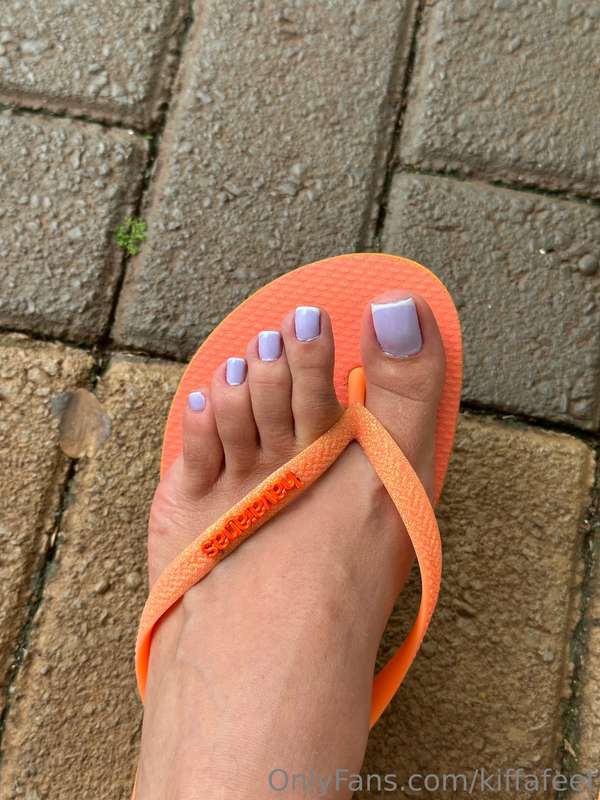 New pedicure available for customs and video chat
