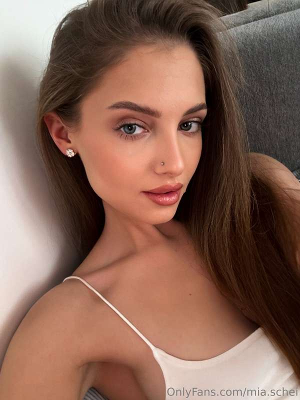 😘