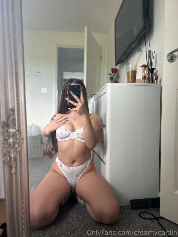 Creamycaitlin - Onlyfans - 01 Apr, 2025