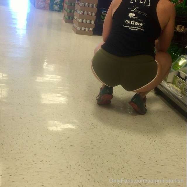 Part 2... 20 more pictures flashing my big ass all over the .. 18