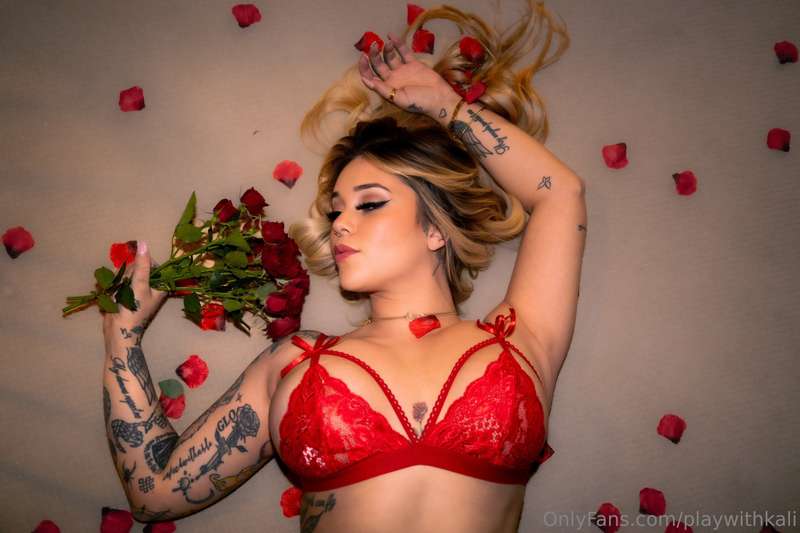 i can fall on you with flowers 🌹